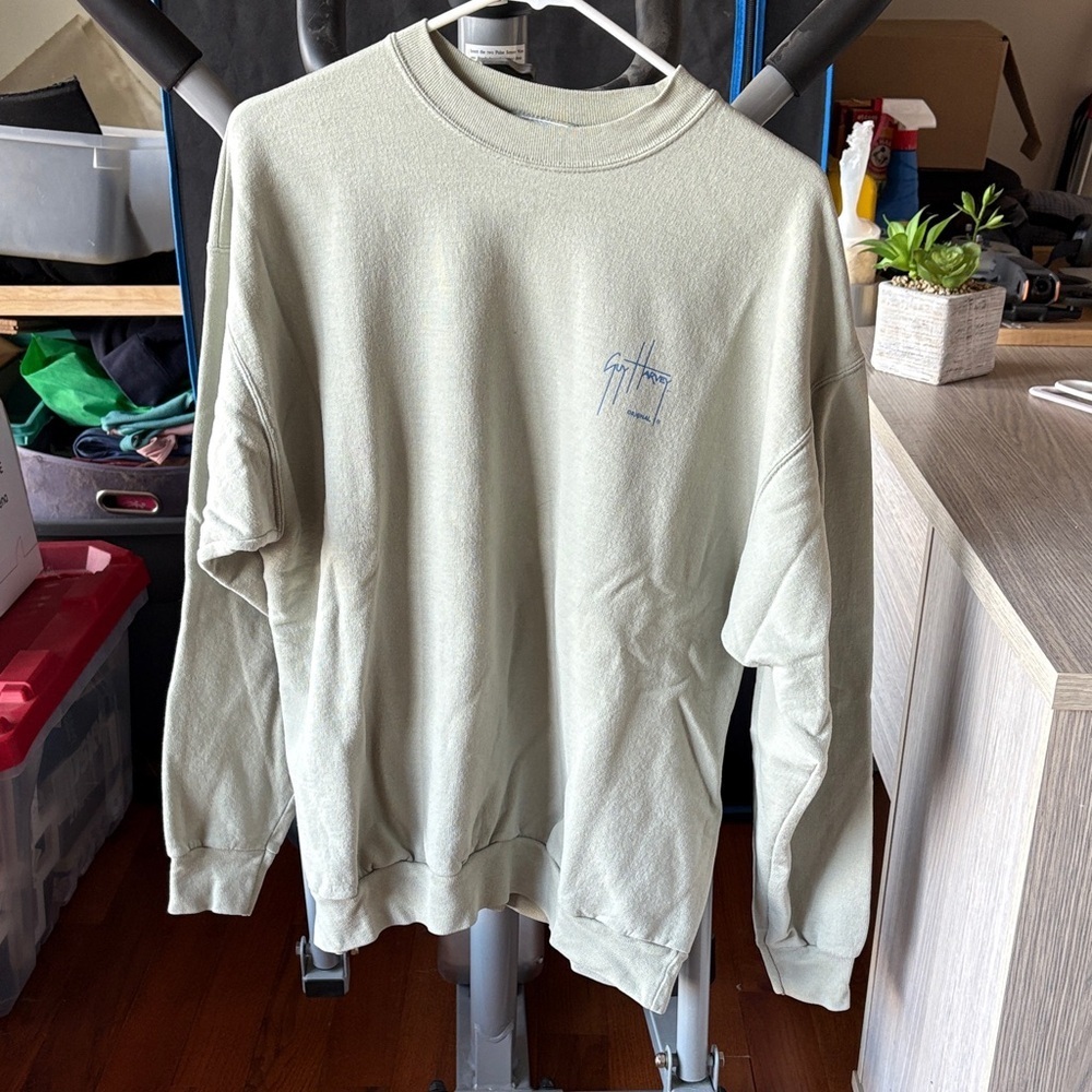 Guy Harvey men’s sweatshirt size L